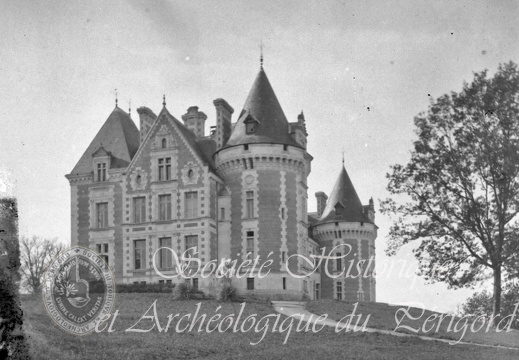 Château de Puycharnaud (Saint-Estèphe)