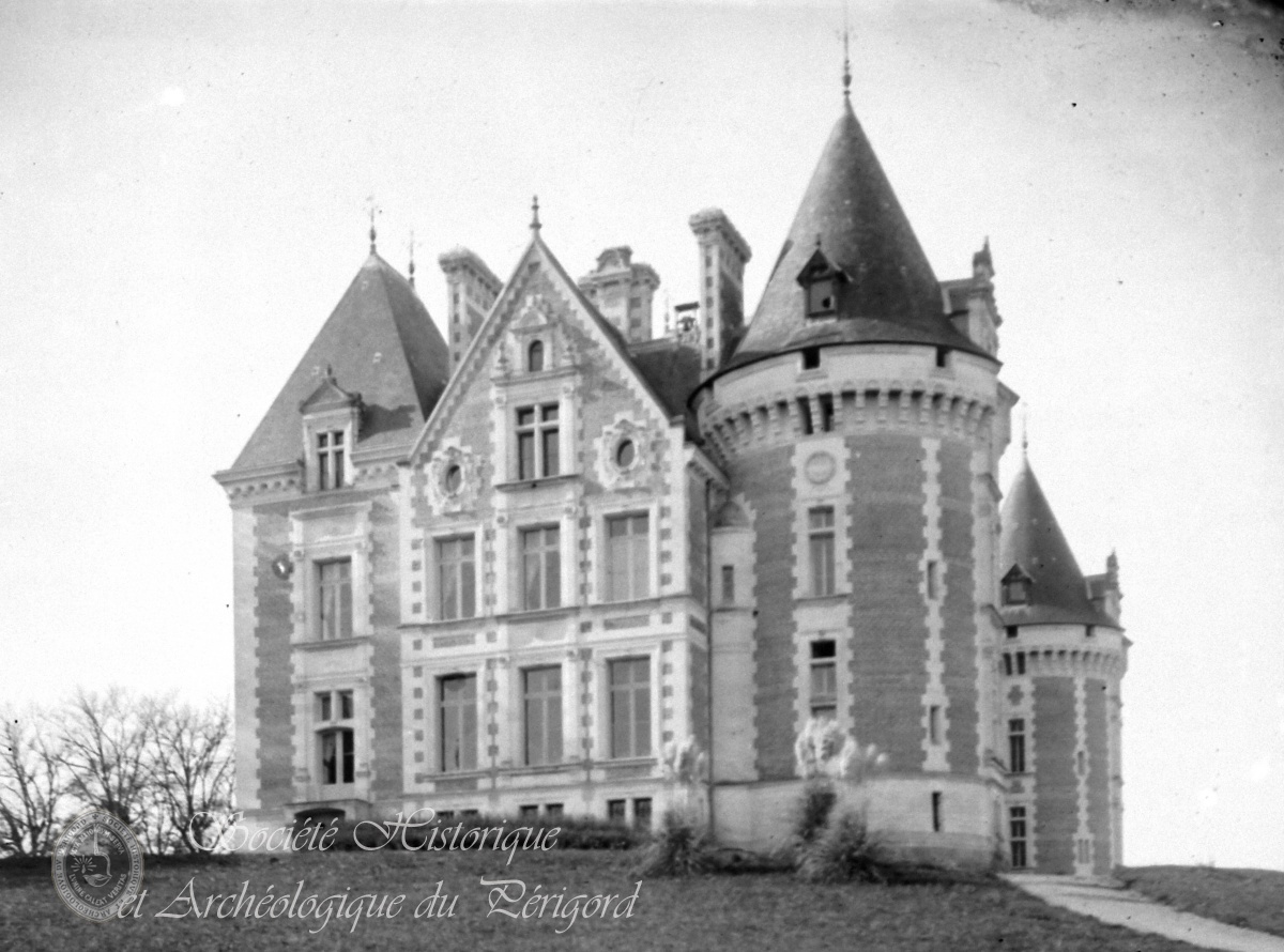 Château de Puycharnaud (Saint-Estèphe)