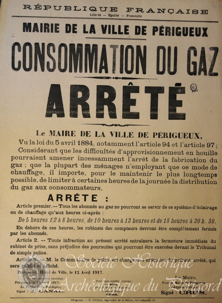 Mairie de Périgueux. Arrêté. Limitation de la consommation de gaz. Périgueux, 12 avril 1917. (2 ex) gen-d1-203.jpg