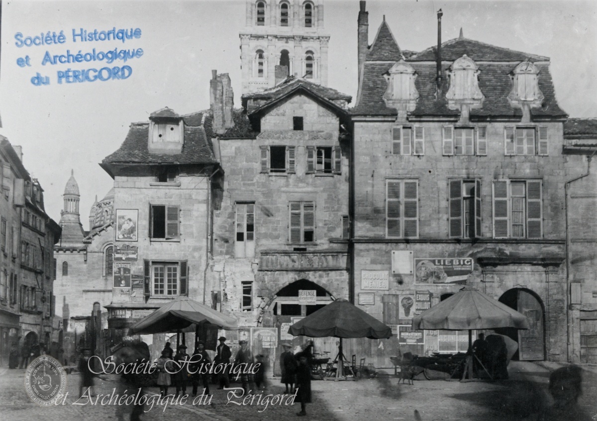 PP px-saint-front-ext 207