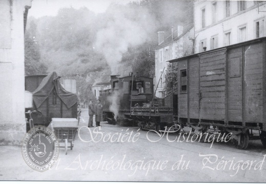 DIST 016 Train