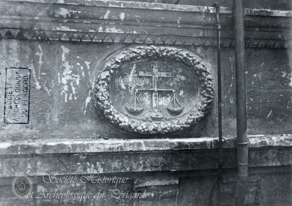 PP px-rue-eguillerie 06