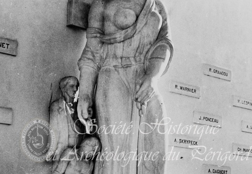 Périgueux, Sculptures Gilbert Privat