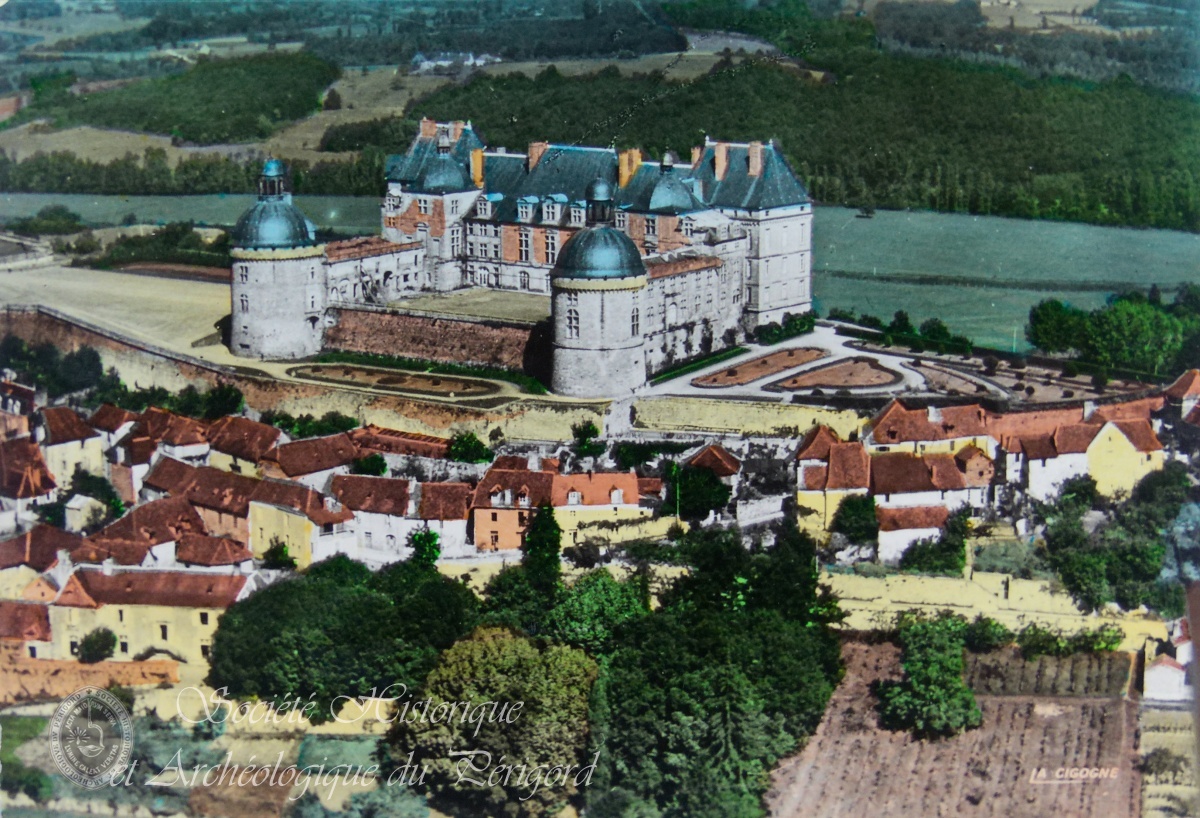 CP04 hautefort 001