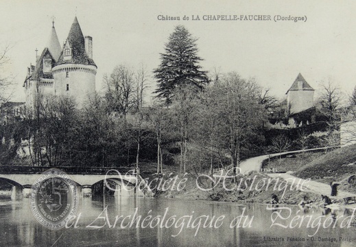 CP04 la-chapelle-faucher 001