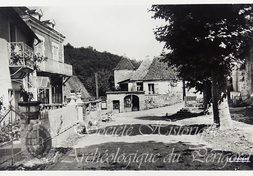 CP07 Saint-Amand-de-Coly 06